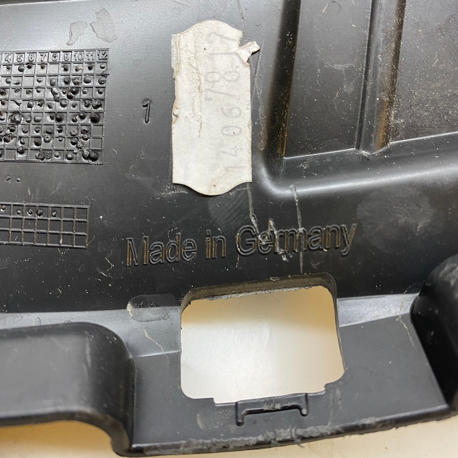 Mercedes C W205 Hava Deflektörü A2055050000