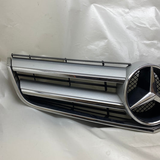 Mercedes E Coupe W207 Ön Panjur A2078880183