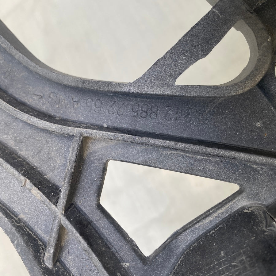 Mercedes E Ön Tampon Montaj Braketi A212-885-42-65