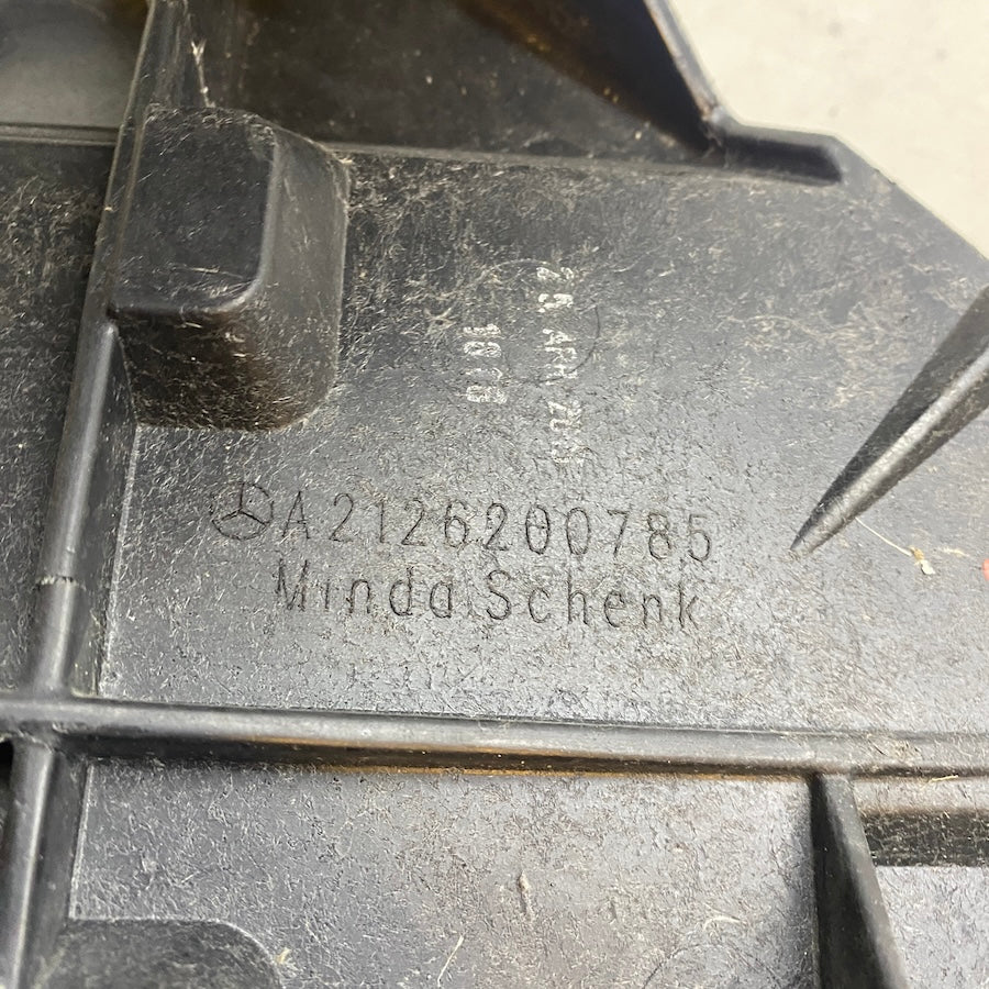 Mercedes E Serisi W212 Far Yuvası A2126200500/A2126200600 | Orijinal Çıkma 2013-2015