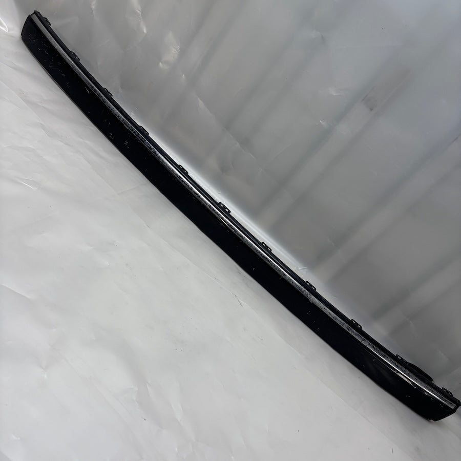 Mercedes E W211 Arka Tampon Orta Çıtası A2118800012