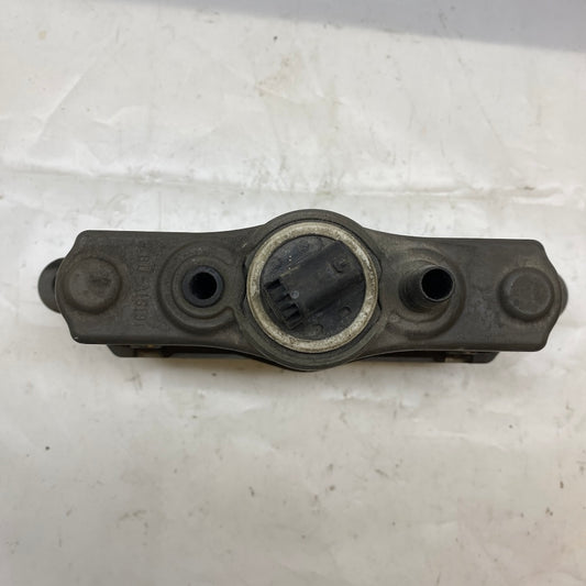 Mercedes E W212 Kaput Fişeği 2129066201