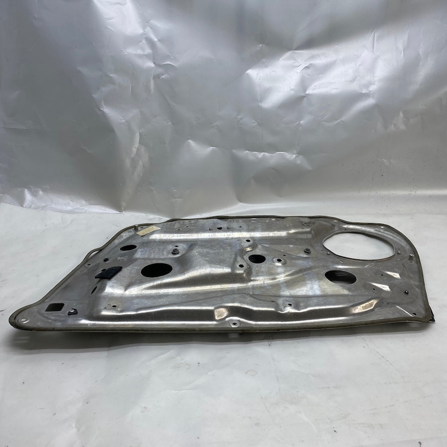 Mercedes E W212 Ön Sol Kapı Paneli 981692-105 Orijinal Çıkma 2009-2016