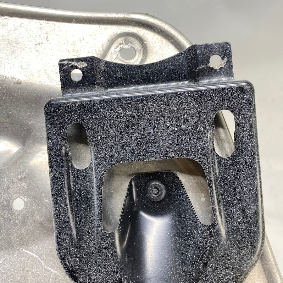 Mercedes E W212 Ön Sol Kapı Paneli 981692-105 Orijinal Çıkma 2009-2016