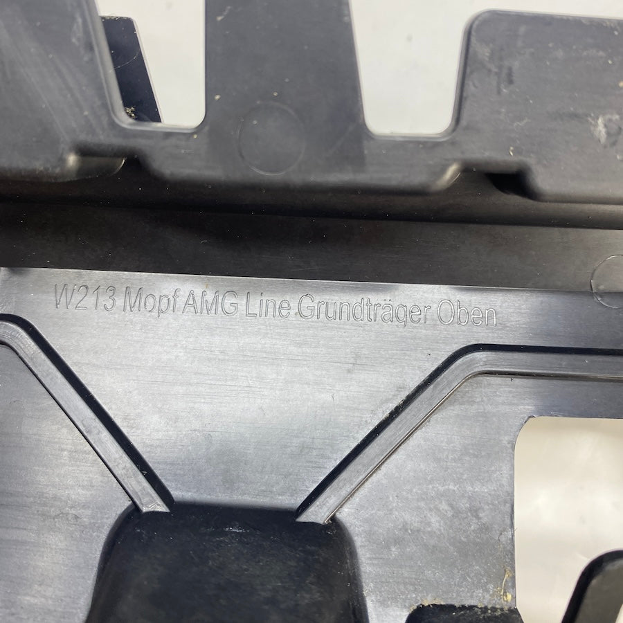 Mercedes E W213 Ön Tampon Ön Bağlantı Orta Braketi A2138854706 - En Uygun Oto Parça