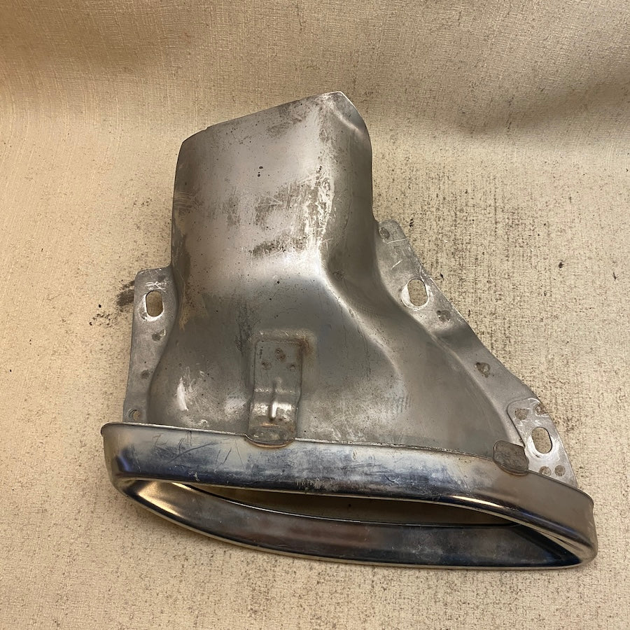 Mercedes E W213 Sağ Egzoz Ucu A2134903401