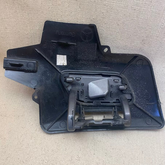 Mercedes GLA X156 Ön Sol Far Yıkama Kapağı ve Nozulu A1568852356 Orijinal