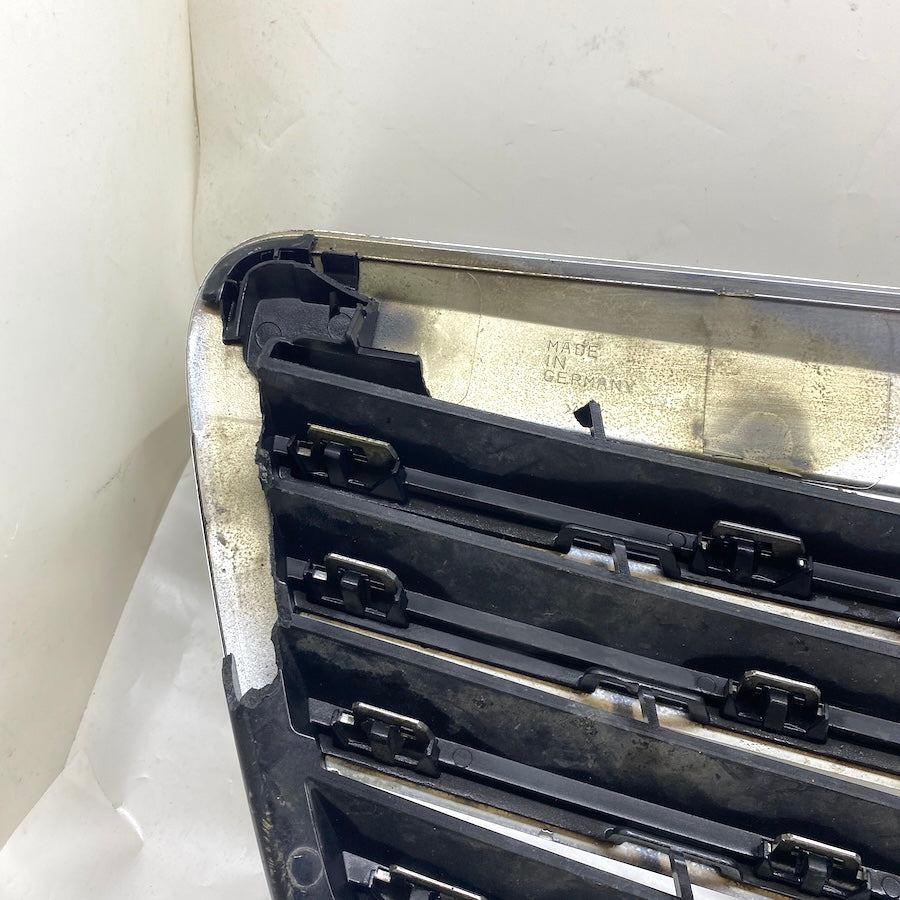 Mercedes S W221 Ön Panjur Nikelajı A2218800483