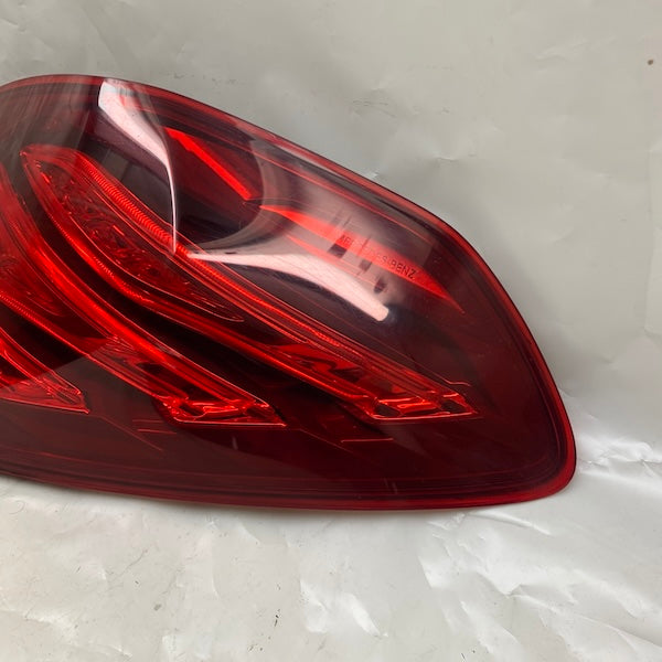 Mercedes S W222 Sağ Stop Lambası A2229065501 (Ucunda Kırık)
