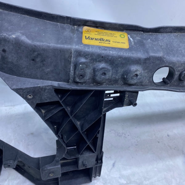 Mercedes Sprinter Ön Panel A9068800003 06-12