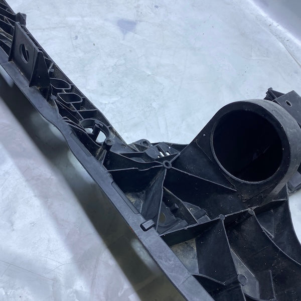 Mercedes Sprinter Ön Panel A9068800003 06-12