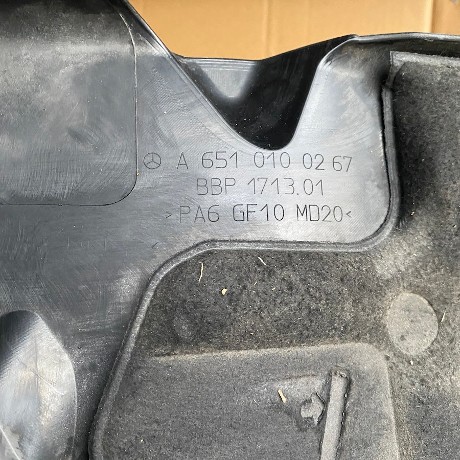 Mercedes Sprinter W906 Motor Kapağı A 651 010 0267