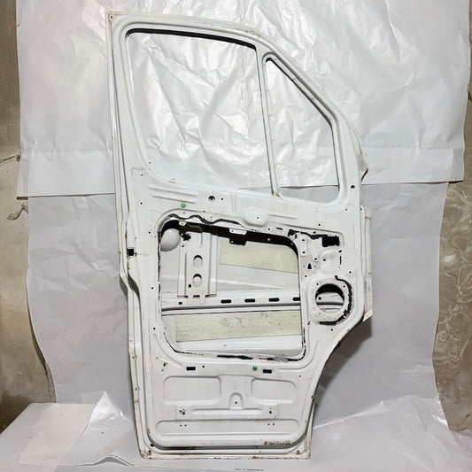 Mercedes Sprinter W906 Sağ Ön Kapı 07-13 A9067200105 En Uygun Oto Parça