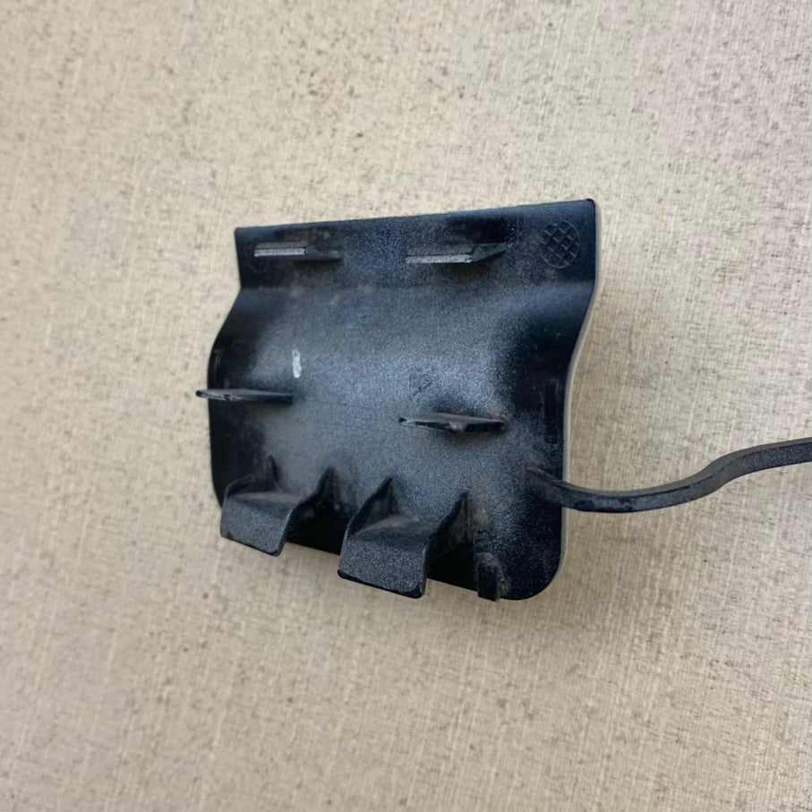 Mercedes W204 C AMG Arka Çeki Demir Kapağı A2048856223 En Uygun Oto Parça