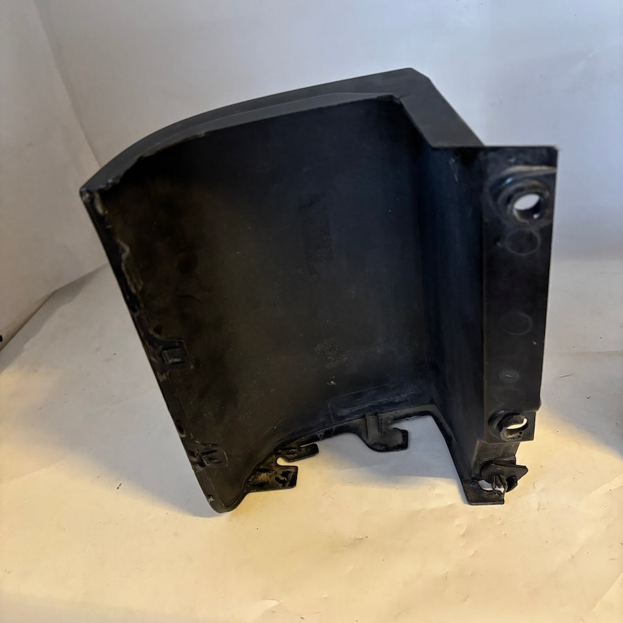 Mercedes W447 Vito Arka Stop Köşesi A4478851422