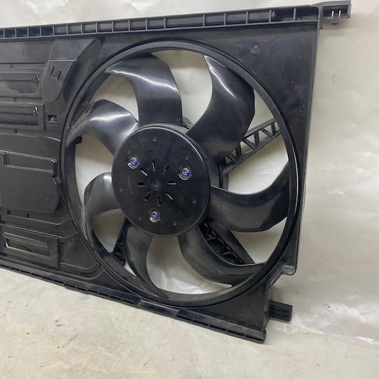 Mini Cooper F55-F56-F60 Radyatör Fanı/Davlumbazı 17428596237 En Uygun Oto Parça