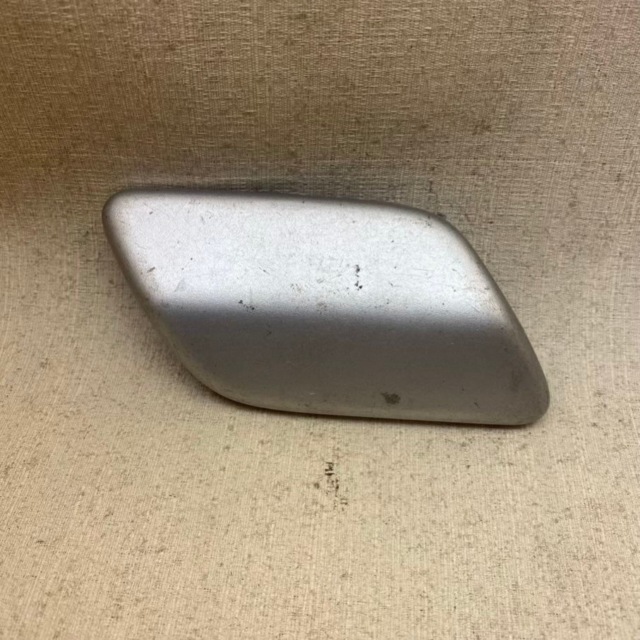 Opel Astra H Makyajlı Kasa Sağ Far Yıkama Kapağı 13225751