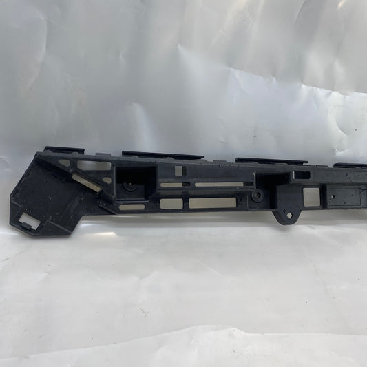 Opel Astra J Sedan Arka Tampon Orta Braket 20908777 - En Uygun Oto Parça