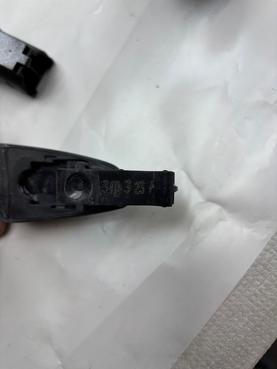 Opel Grandland X Dış Açma Kolu 980297821T