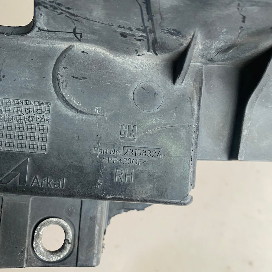 Opel İnsignia Ön Far Bağlantı Braketi 23158323/23158324