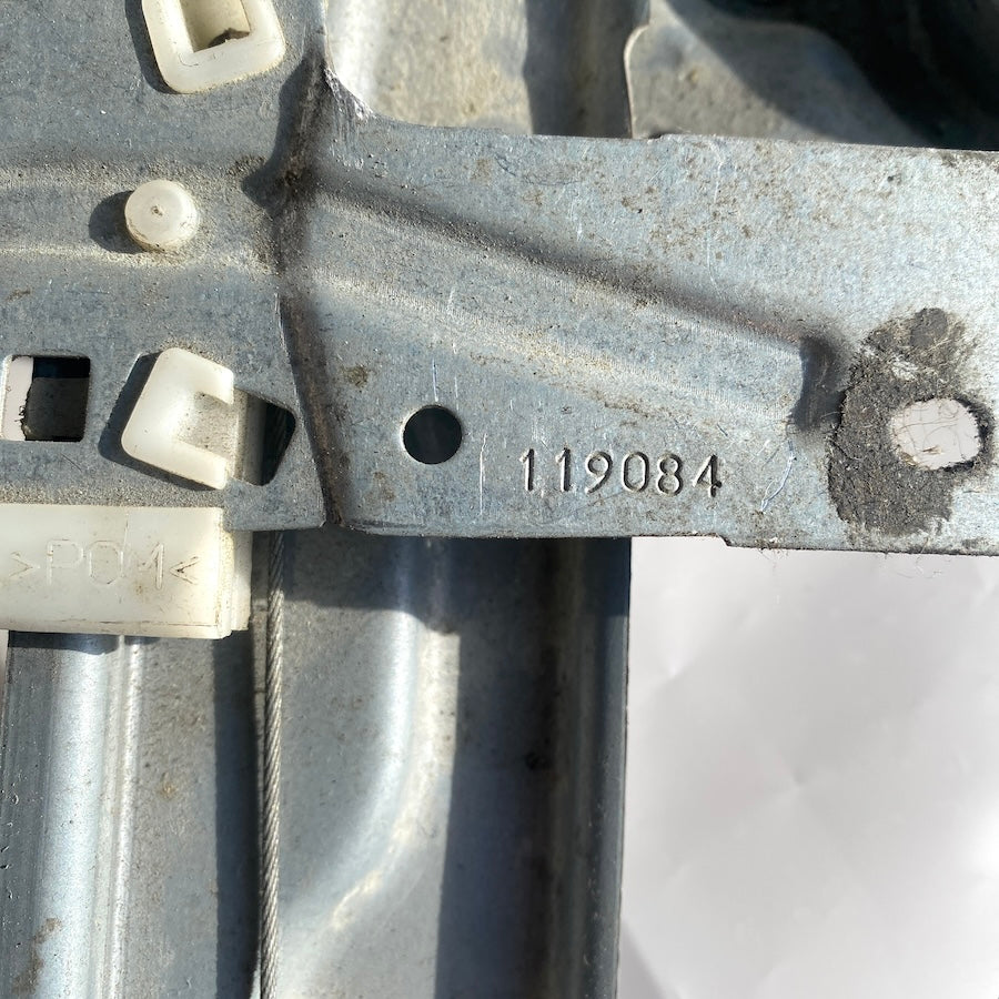 Peugeot 207 Ön Sol Cam Kriko ve Motoru 400917K