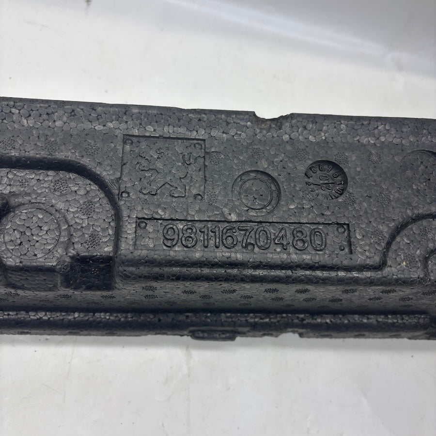 Peugeot 3008 Ön Tampon Köpüğü 9811670480