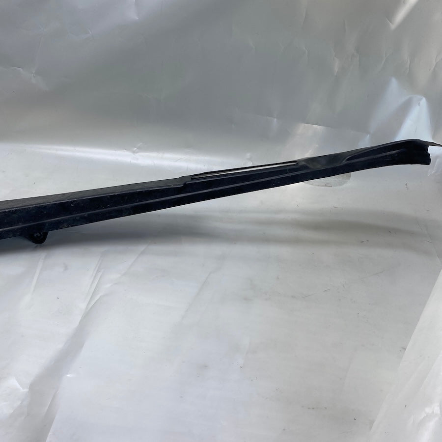 Peugeot Partner Arka Sağ Direk Sacı / Stop Sacı -1996-2015