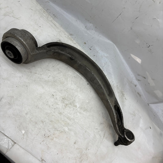 Porsche Panamera 971 Ön Salıncak 4G0407695