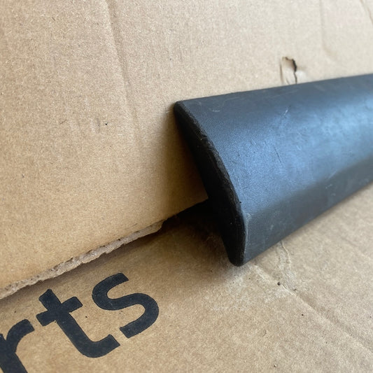 RENAULT Clio 2 Ön Sol Kapı Çıtası B65820 007 2230