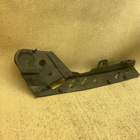 RENAULT MEGANE 2 Ön Tampon Sol Braket 8200412364