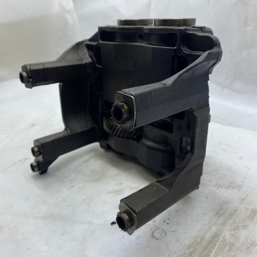 Range Rover Discovery Krank Yuvası ve Balans Şaftı LR024993