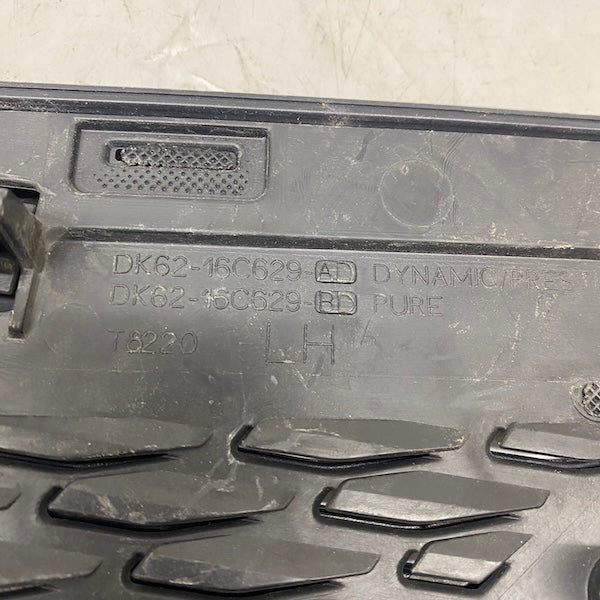 Range Rover Sport L494 Sol Çamurluk Izgarası DK62-16C629-AD En Uygun Oto Parça