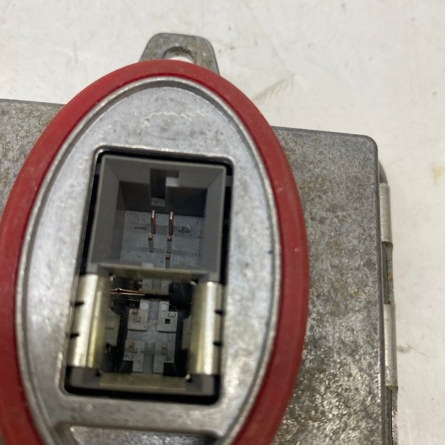 Xenon far kontrol ünitesi – Range Rover Sport L494 uyumlu, 130732946815 çıkma modül.