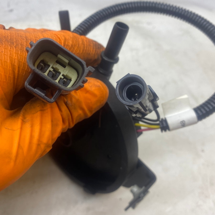 Range Rover Spot 3.6 TDV Yakıt Filtre Braketi DH329-B262-AA