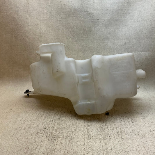 Renault Clio 2 Symbol Silecek Su Deposu 7700847815