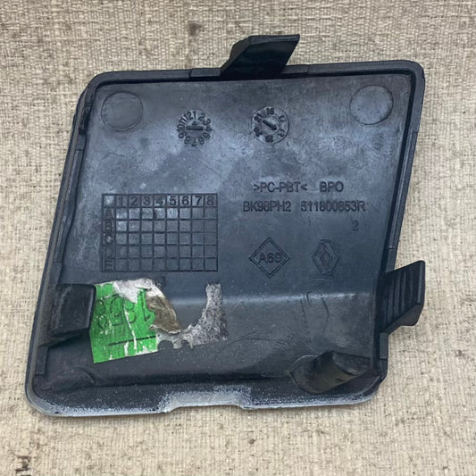 Renault Clio 4 Ön Tampon Çeki Demiri Kapağı 511800853R
