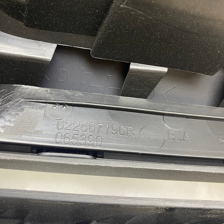 Renault Clio 5 Ön Panjur 622567196 Orjinal Sıfır