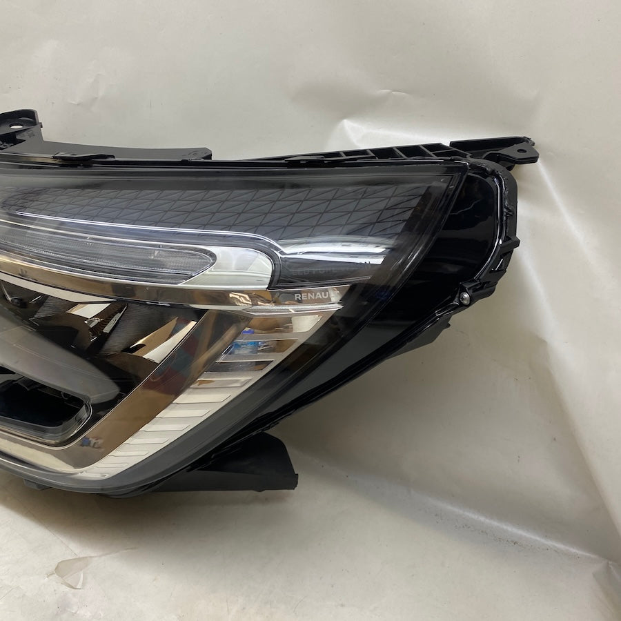 Renault Clio 5 Sol Far Orijinal Çıkma 260609987R 2019-2023