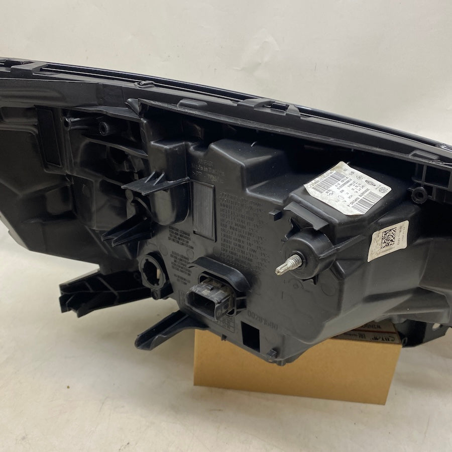 Renault Clio 5 Sol Far Orijinal Çıkma 260609987R 2019-2023