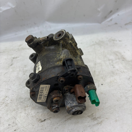 Renault Clio II 1.5 DCI Yeni Delphi Dizel Yakıt Pompası R9042A041A