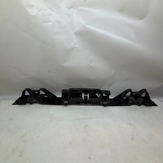 Renault Megane 2 Arka Tampon Orta Braket 8200146040