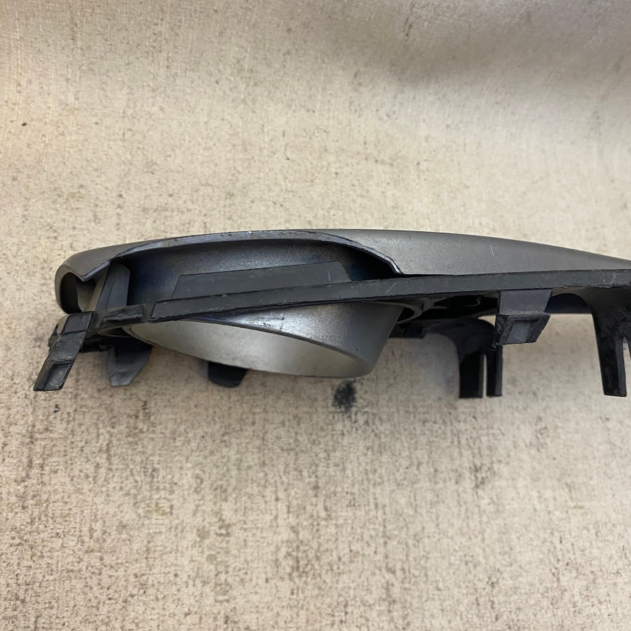 Renault Megane 2 Sis Far Çerçevesi 8200752048