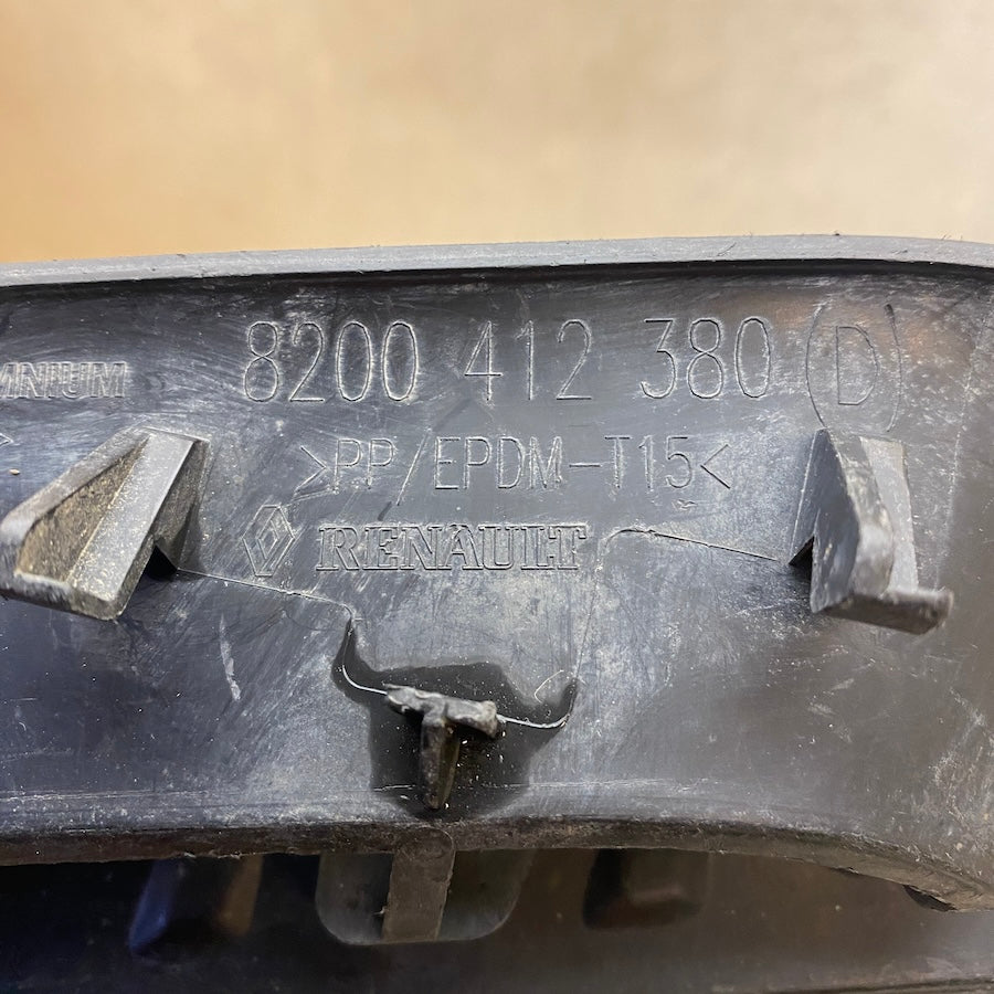 Renault Megane 2 Sis Far Kapağı 8200412380