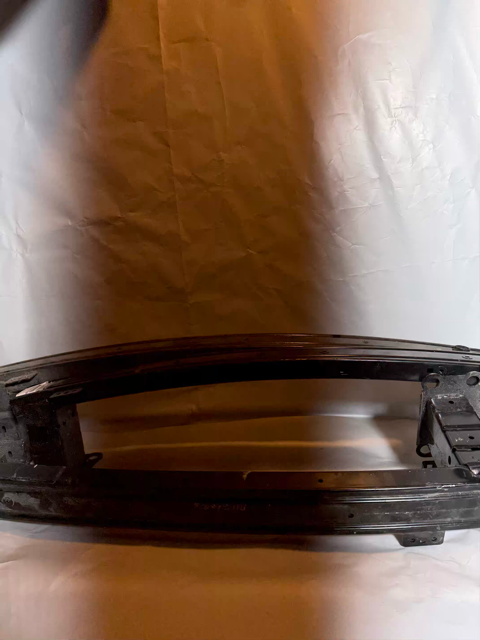 Renault Megane 4 Ön Tampon Demiri 752102333R Orijinal Sıfır En Uygun Oto Parça