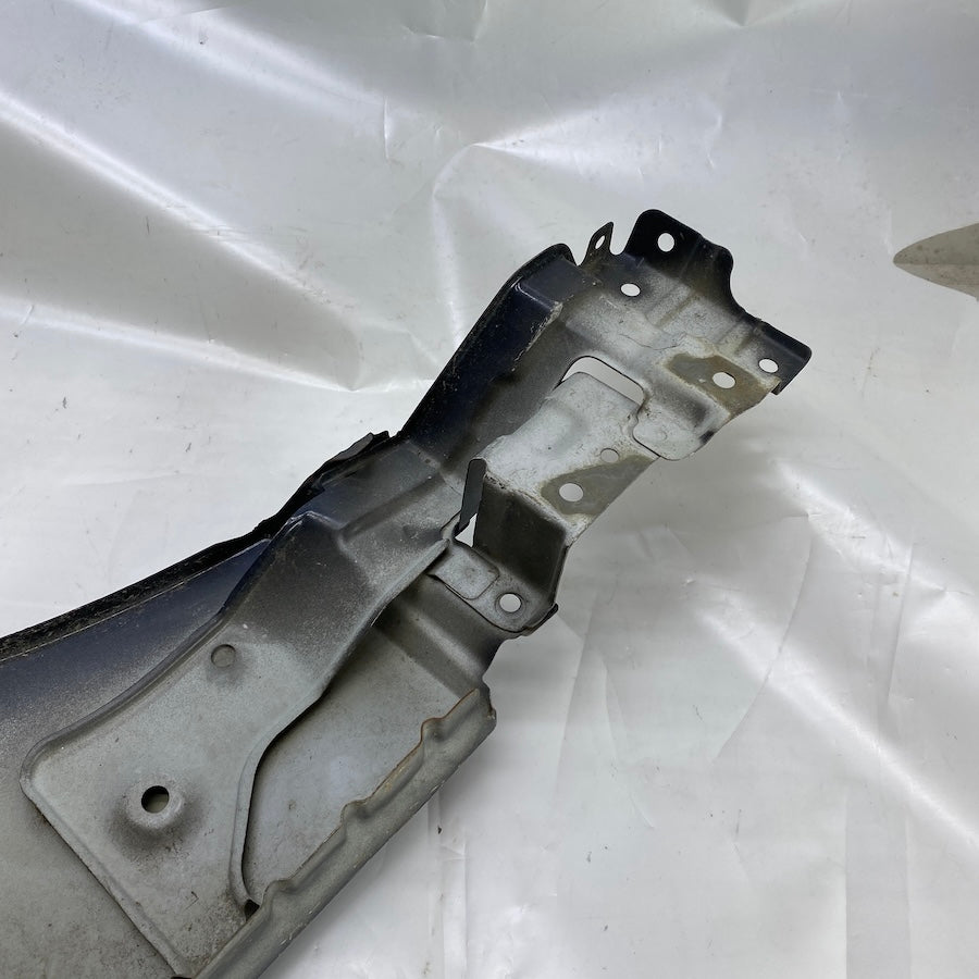 SUZUKI Grand Vitara Ön Sol Çamurluk Orijinal Çıkma 2006-2012