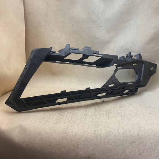 Skoda Kodiaq Sportline Ön Tampon Braketi 8116495