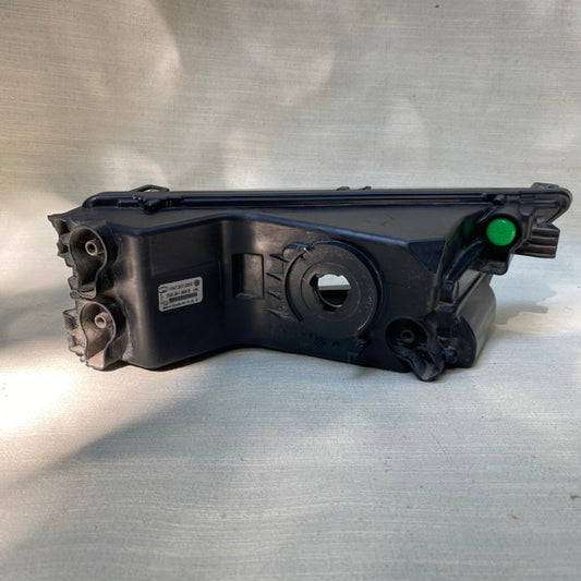 Skoda Scala Orijinal Sağ Sis Farı