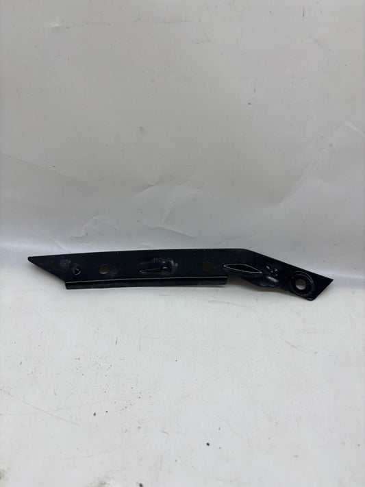 Skoda Super B Sağ Ön Tampon Bağlantı Bakaliti 3VO307184