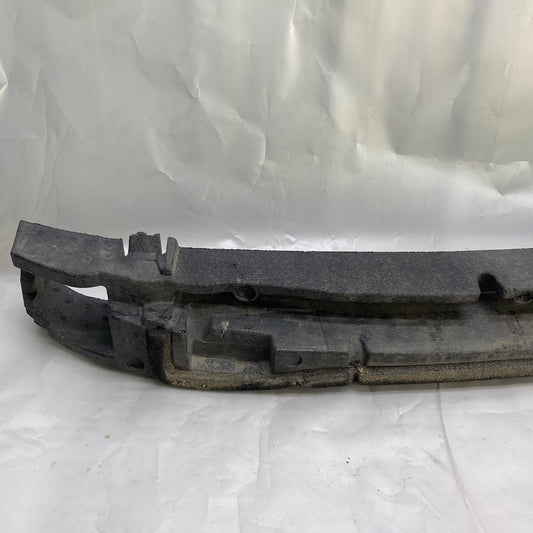 2015-2024 yılları arasında uyumlu Skoda Süperb MK3 ön tampon darbe emici.