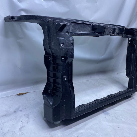 Skoda Superb Ön Panel 3T0805588D 09-13